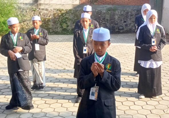 siswa mpls smp asmoroqondi